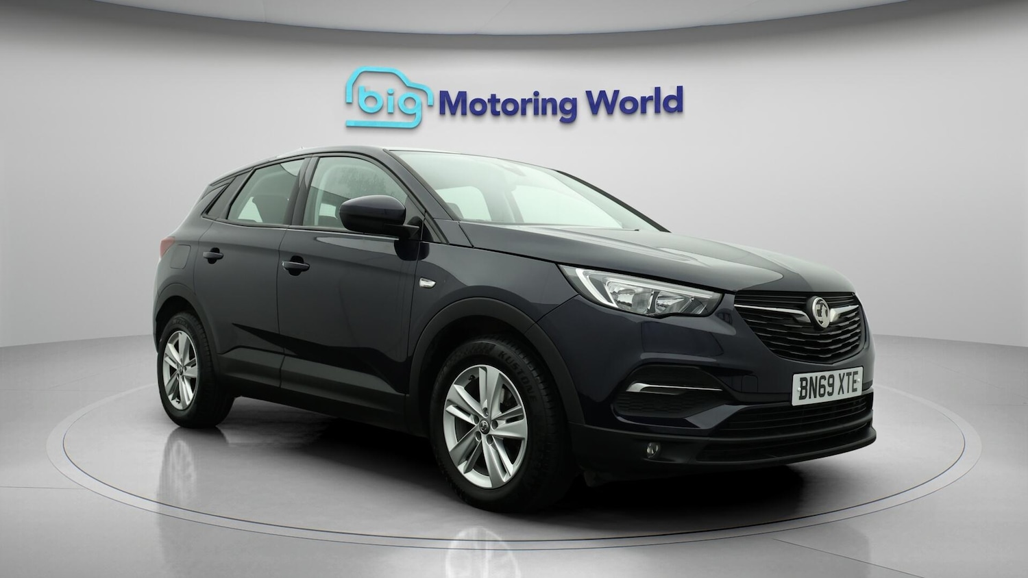 Used Vauxhall Grandland X 2019 for sale - 75989834: Photo 2