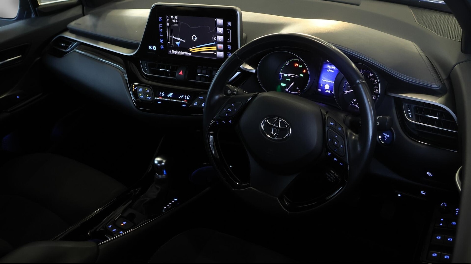 Used Toyota C-HR 2019 for sale - 76136781: Photo 11