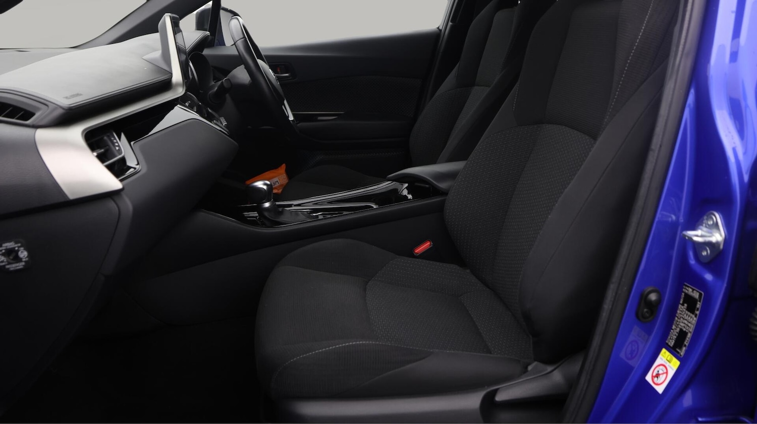 Used Toyota C-HR 2019 for sale - 76136781: Photo 21