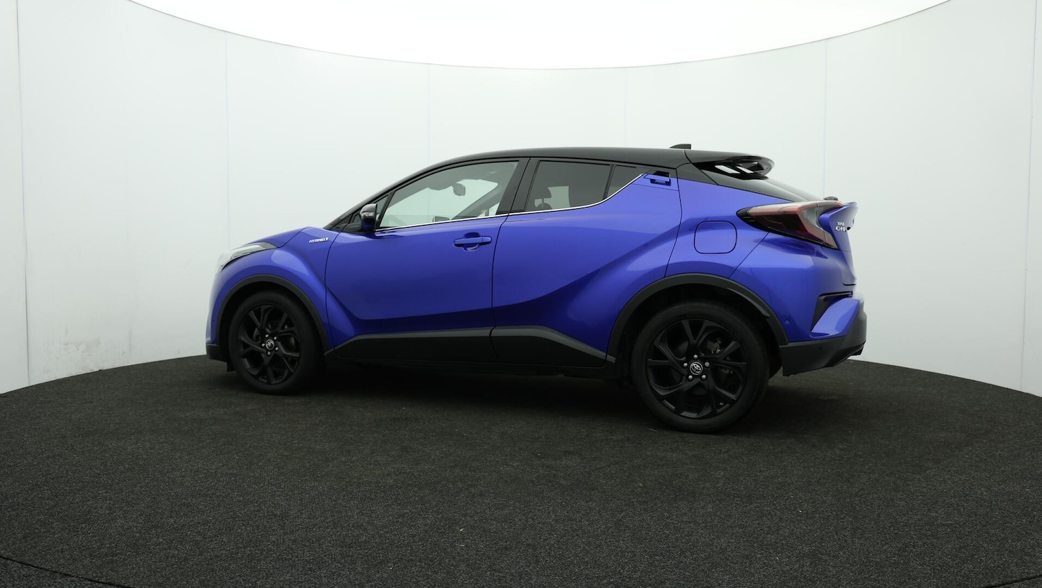 Used Toyota C-HR 2019 for sale - 76136781: Photo 76