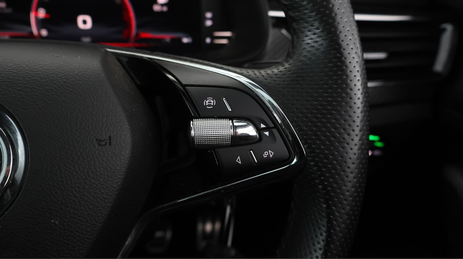 Used Skoda Kamiq 2023 for sale - 78106093: Photo 23