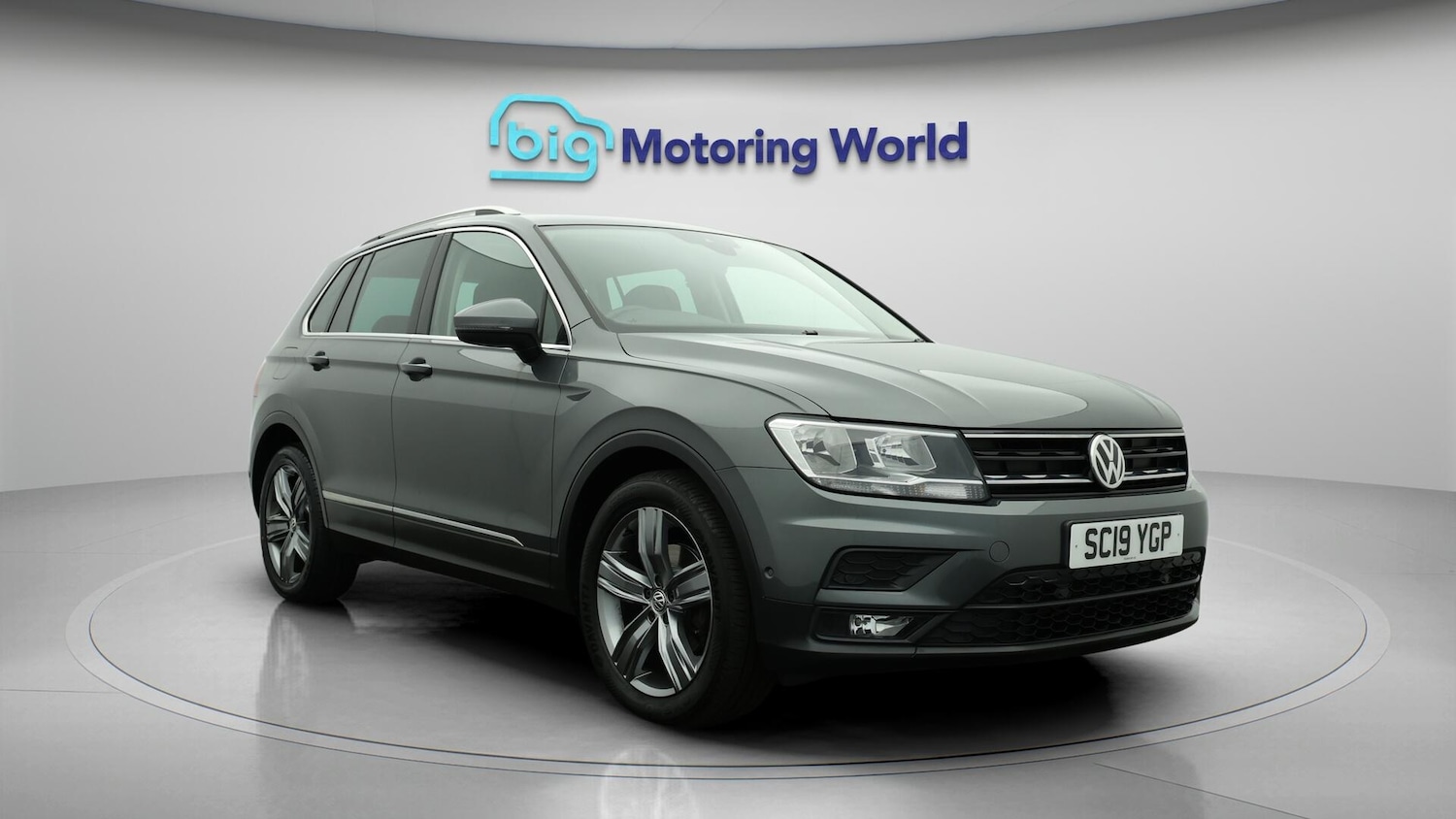 Used Volkswagen Tiguan for sale - 76728806: Photo 2