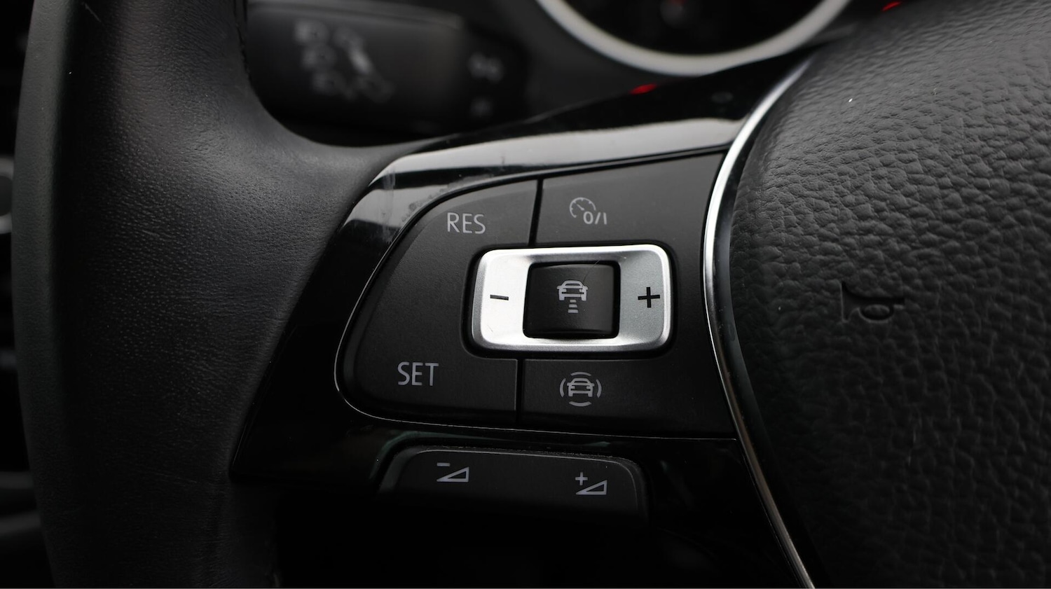 Used Volkswagen Tiguan for sale - 76728806: Photo 24