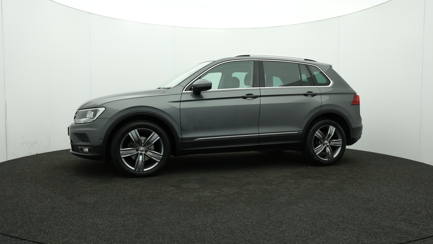 Used Volkswagen Tiguan for sale - 76728806: Photo 71