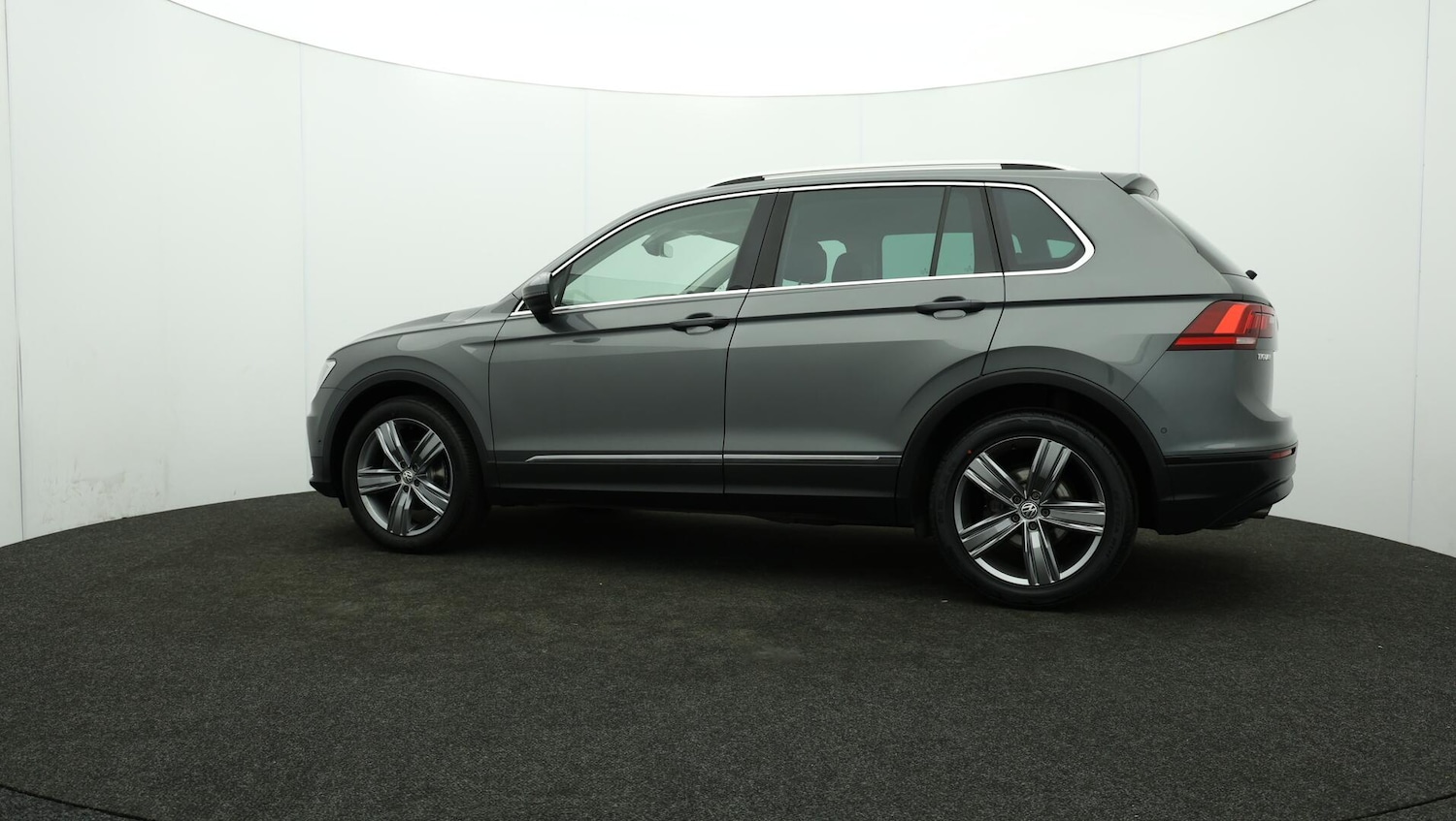 Used Volkswagen Tiguan for sale - 76728806: Photo 77