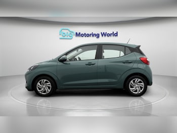 Used Hyundai i10 2023 for sale - 78268023: Photo