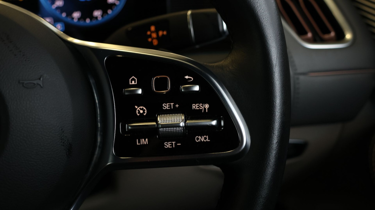 Used Mercedes-Benz EQC 2022 for sale - 77368033: Photo 23