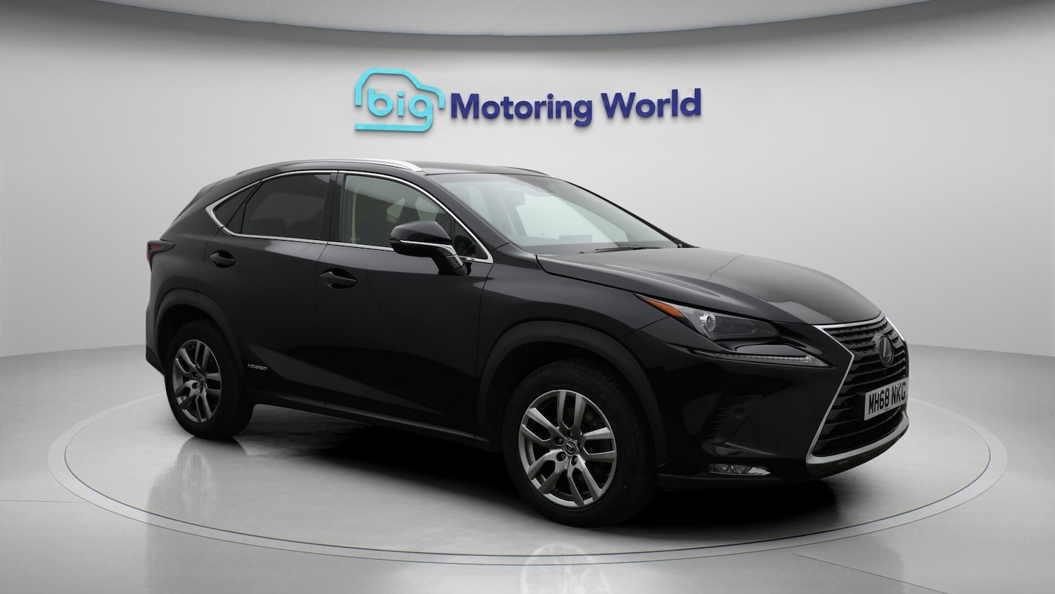 Used Lexus NX 2019 for sale - 76432396: Photo 2