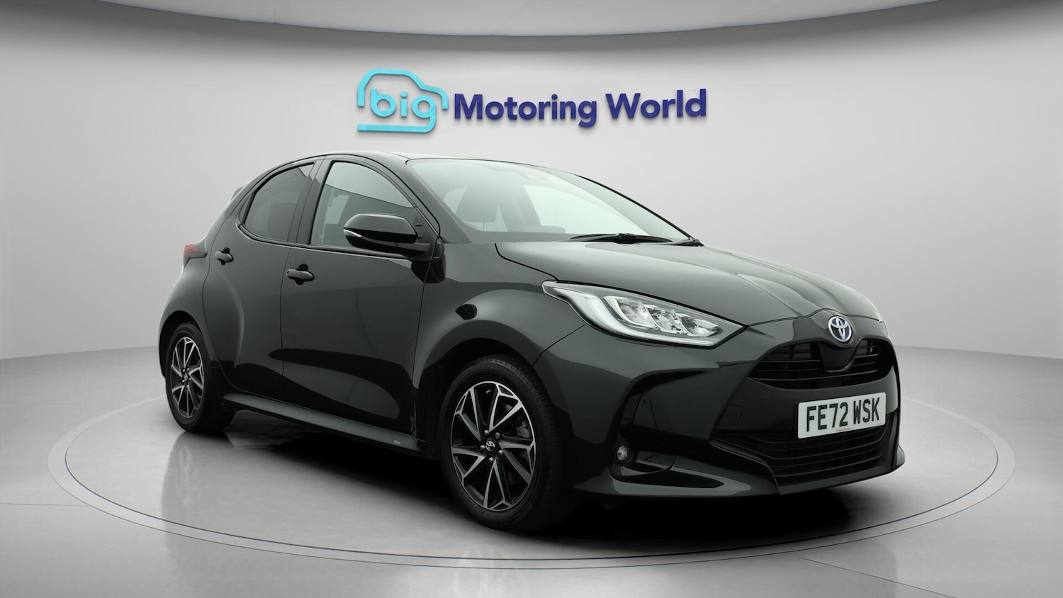 Used Toyota Yaris 2022 for sale - 75905751: Photo 2