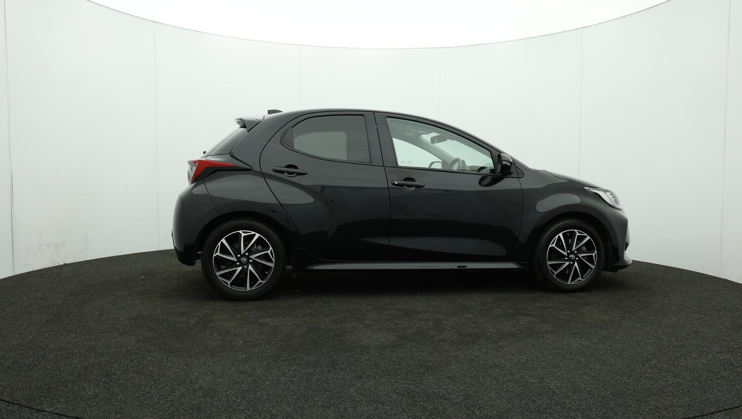 Used Toyota Yaris 2022 for sale - 75905751: Photo 42