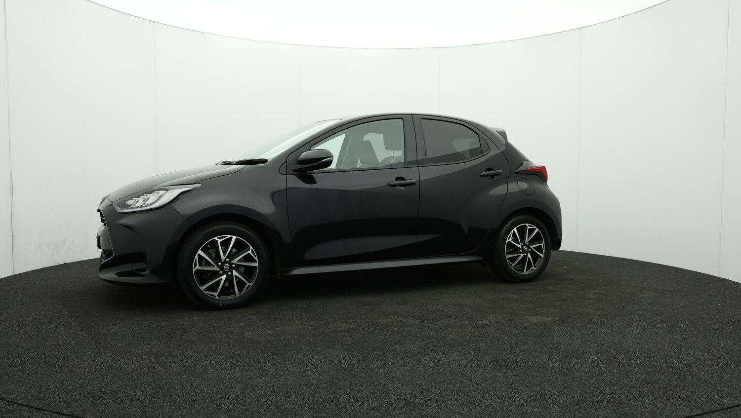 Used Toyota Yaris 2022 for sale - 75905751: Photo 74