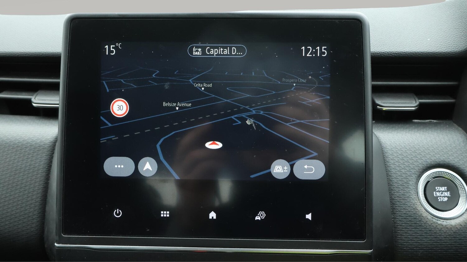 Used Renault Clio 2023 for sale - 76432000: Photo 12