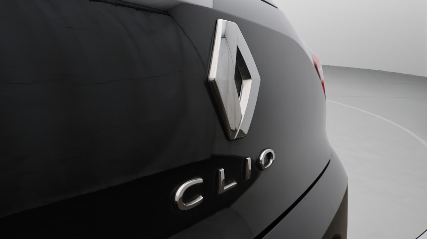 Used Renault Clio 2023 for sale - 76432000: Photo 21