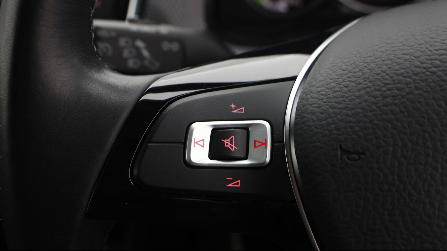 Used Volkswagen up! 2022 for sale - 77216392: Photo 21