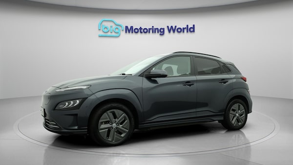 Used Hyundai KONA 2021 for sale - 76282793: Photo 4
