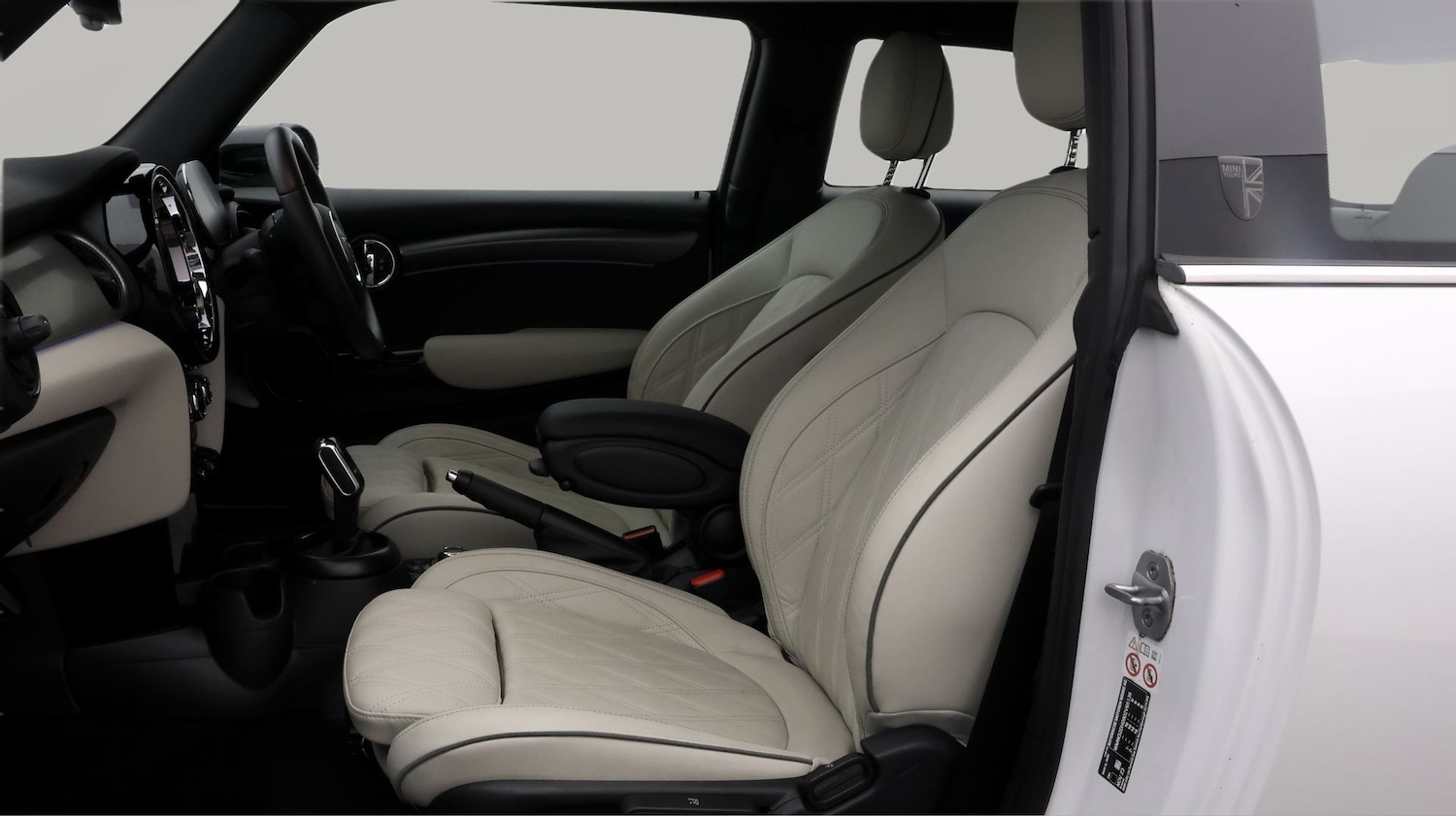 Used MINI Hatch 2023 for sale - 77745259: Photo 14