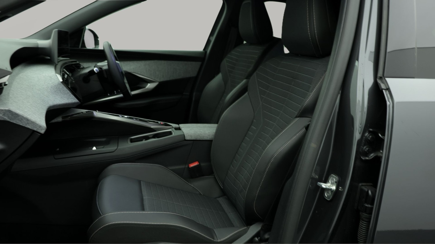 Used Peugeot 3008 2025 for sale - 78049013: Photo 14