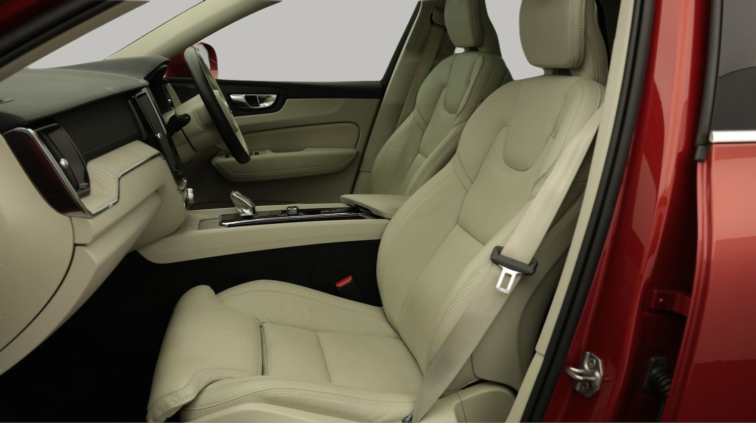 Used Volvo XC60 2021 for sale - 77736083: Photo 14