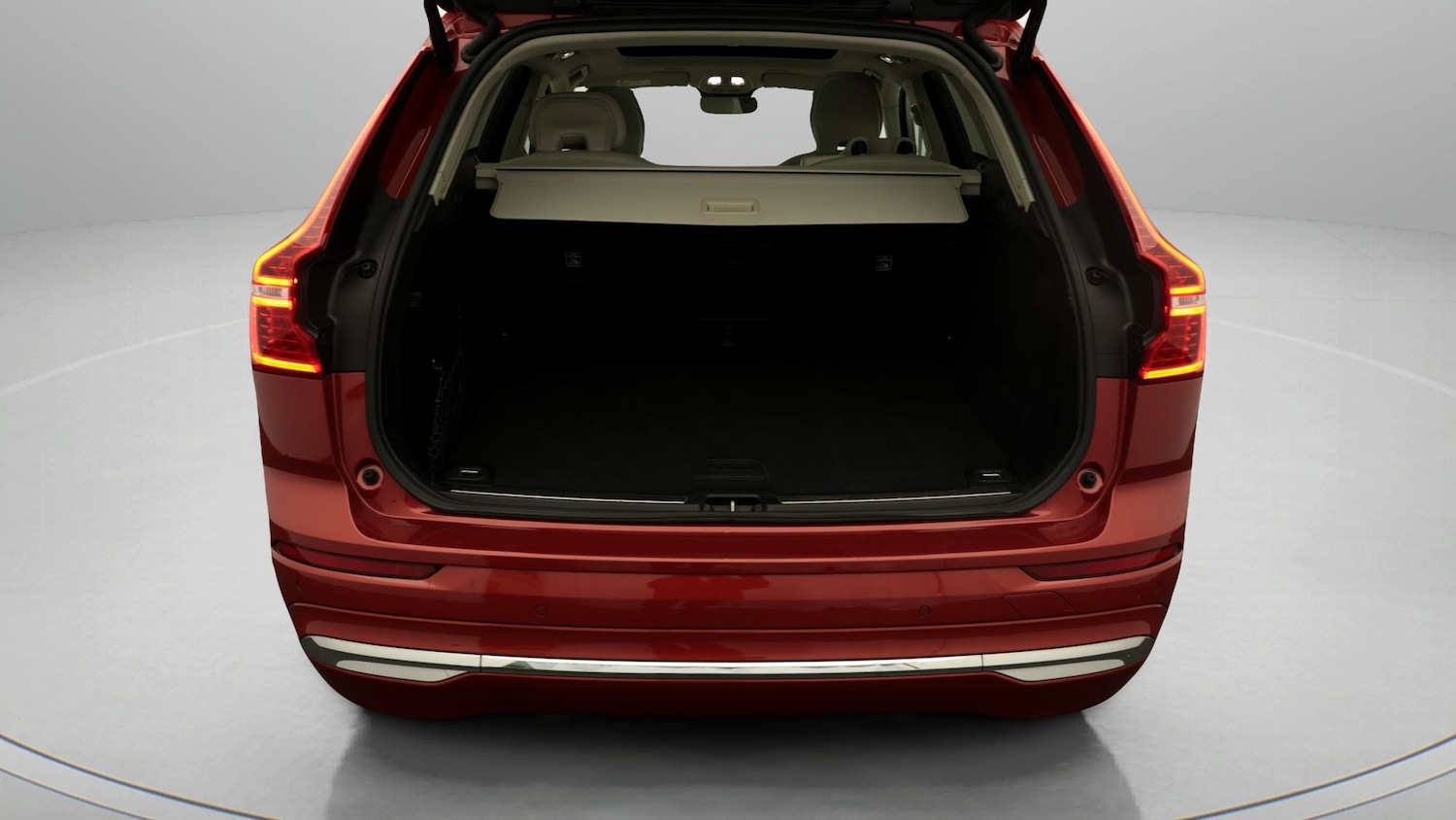 Used Volvo XC60 2021 for sale - 77736083: Photo 17