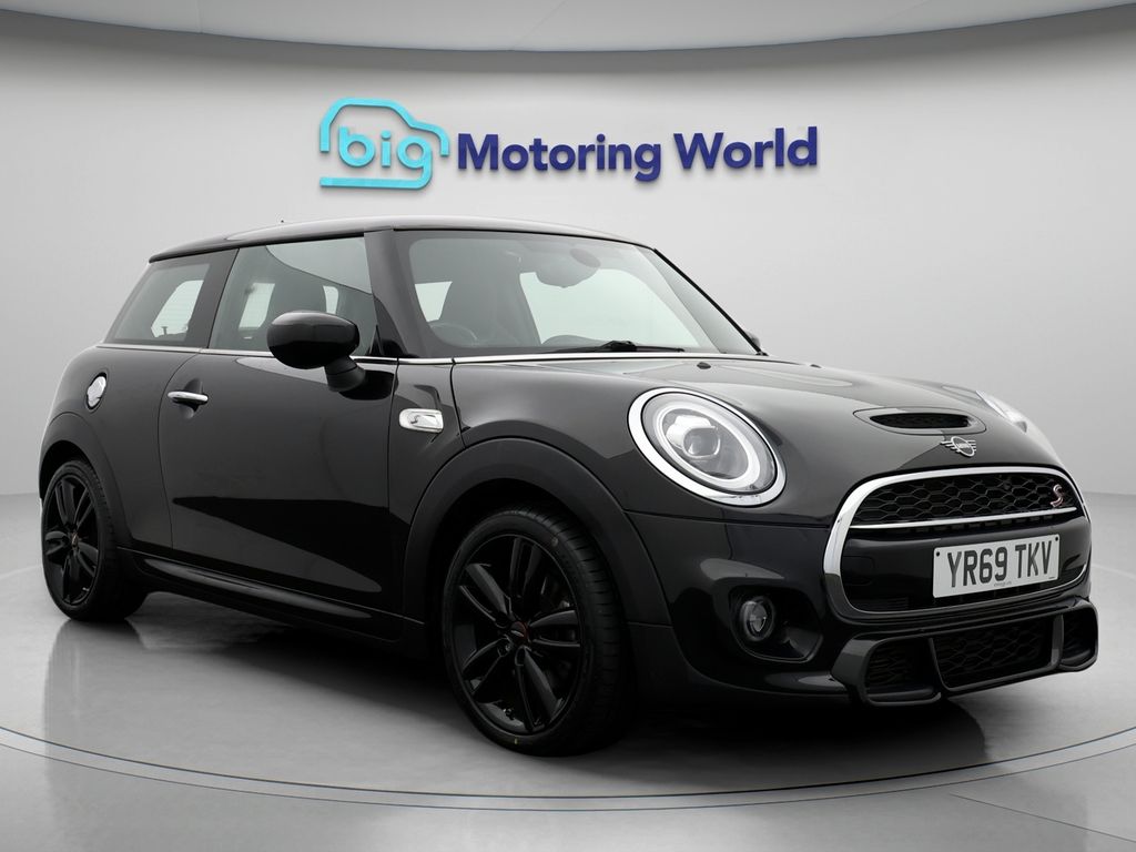 Used MINI Hatch 2019 for sale - 76811672: Photo 3