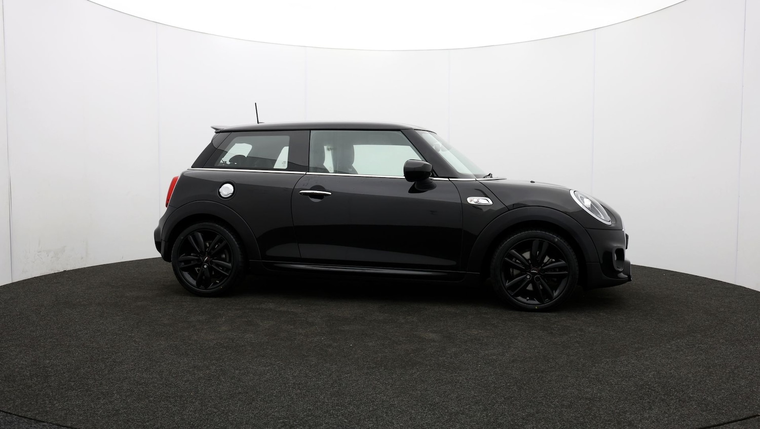 Used MINI Hatch 2019 for sale - 76811672: Photo 30
