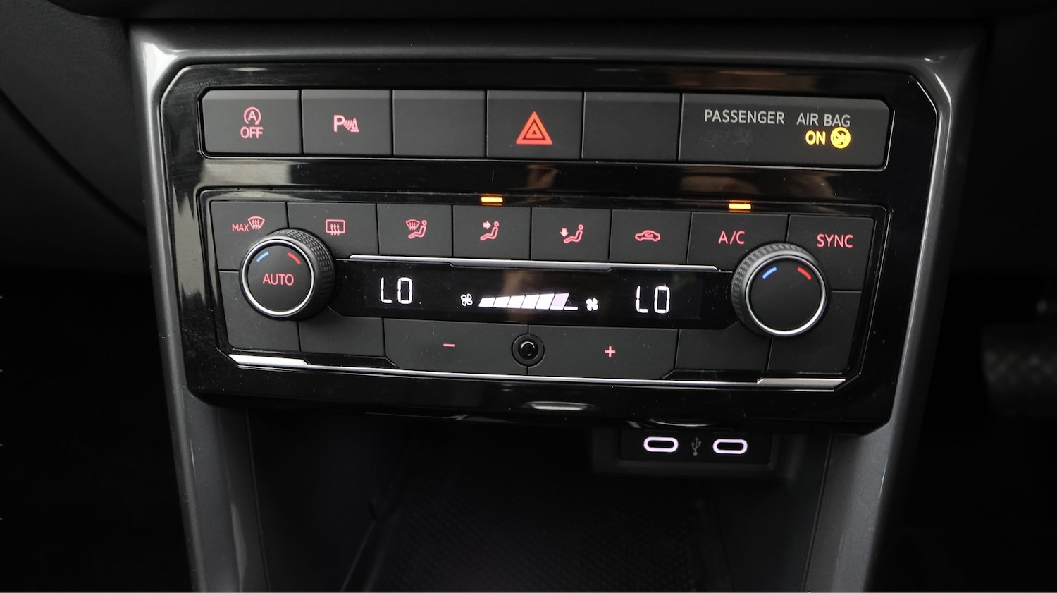 Used Volkswagen T-Cross 2020 for sale - 77846589: Photo 12