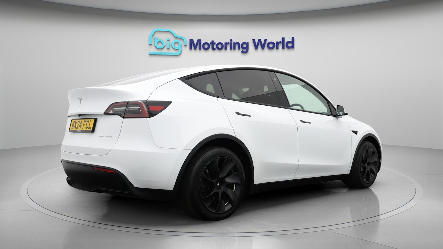 Used Tesla Model Y 2024 for sale - 76644876: Photo 8
