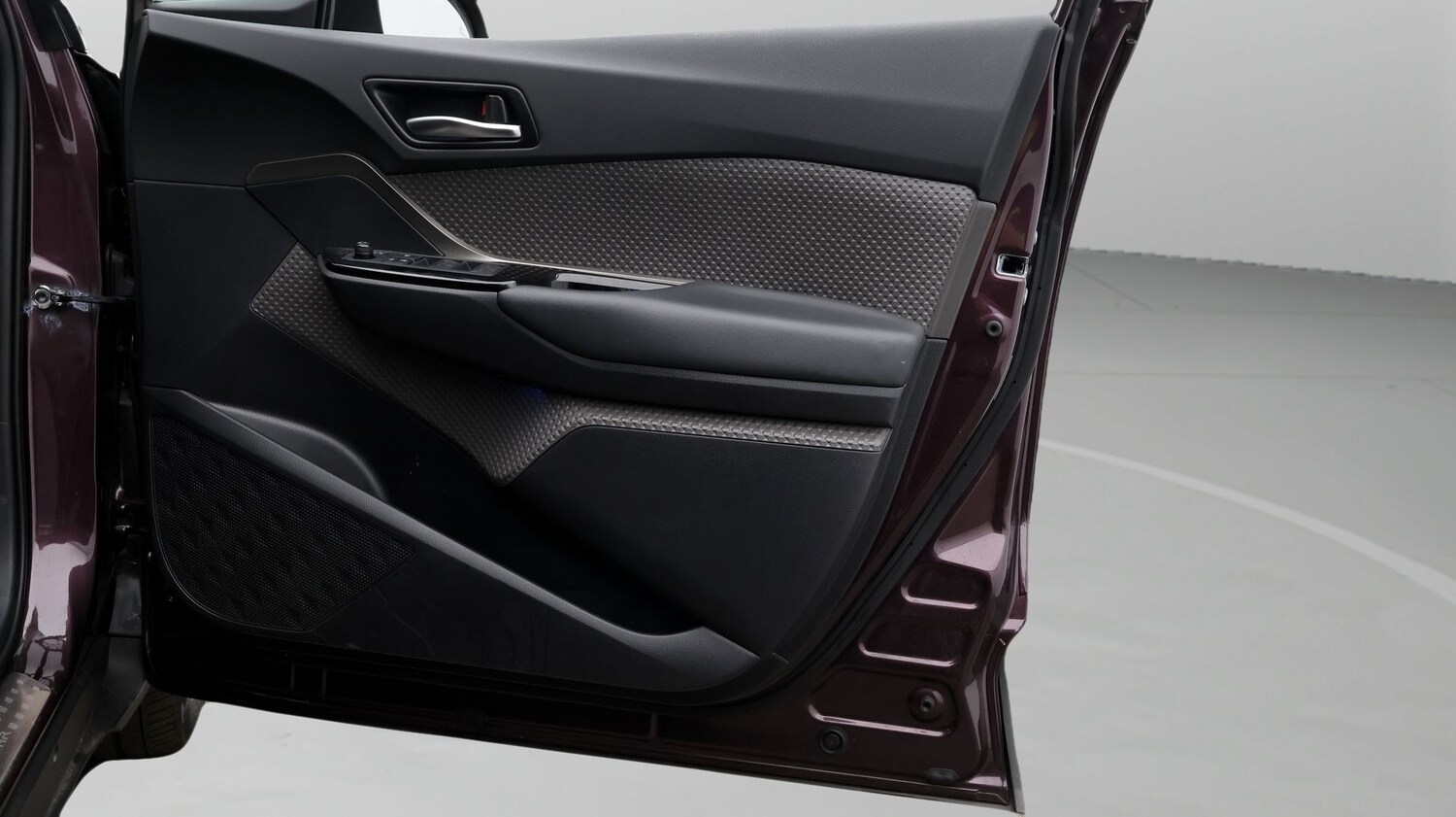 Used Toyota C-HR 2023 for sale - 77181724: Photo 15