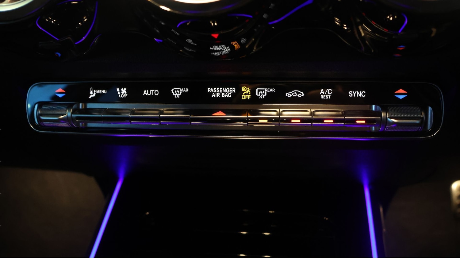 Used Mercedes-Benz GLB 2021 for sale - 77199293: Photo 12