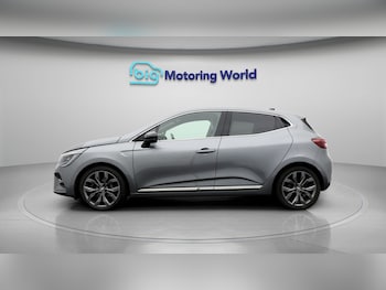 Used Renault Clio 2022 for sale - 79336559: Photo