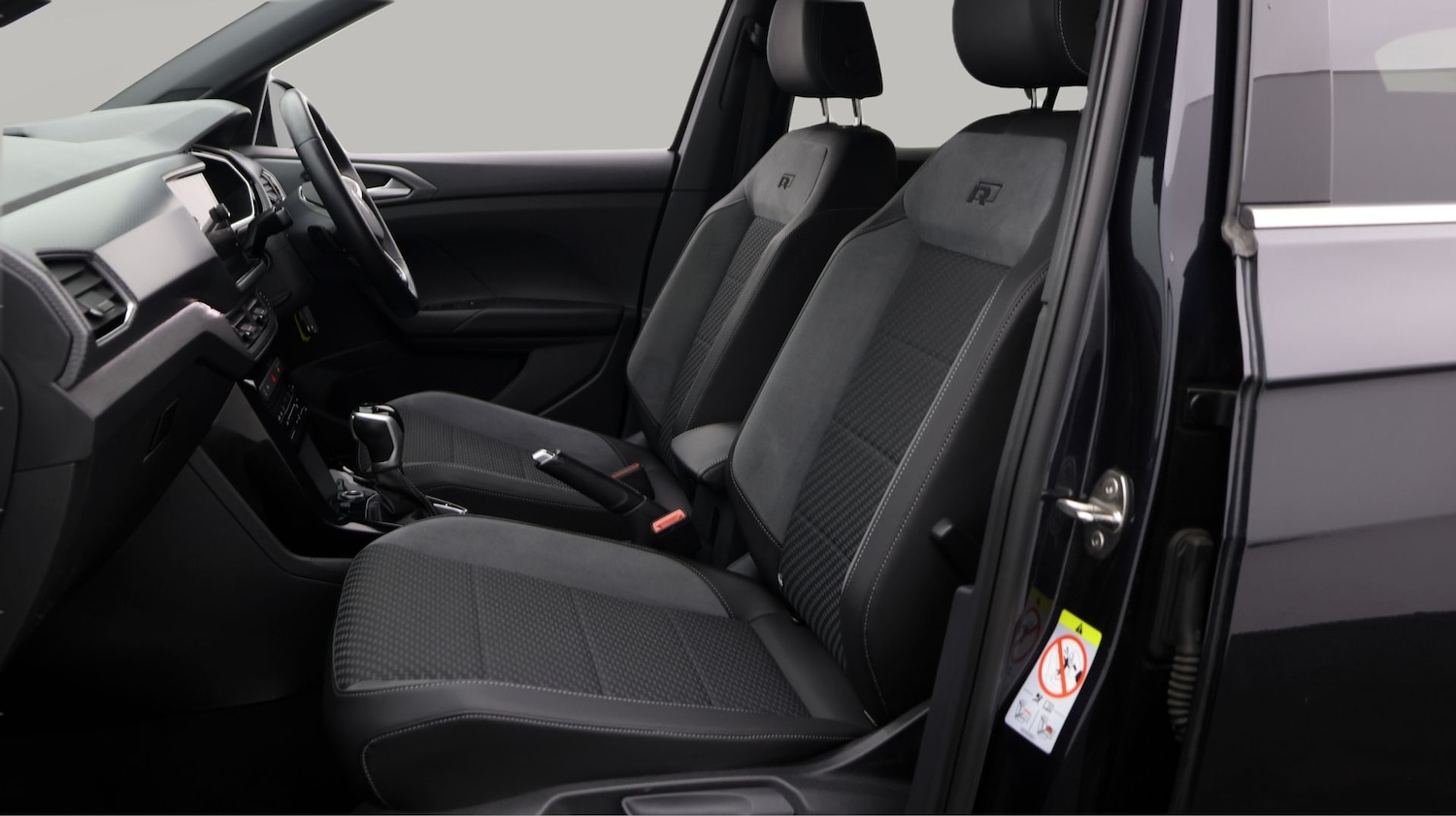 Used Volkswagen T-Cross 2022 for sale - 77288892: Photo 14