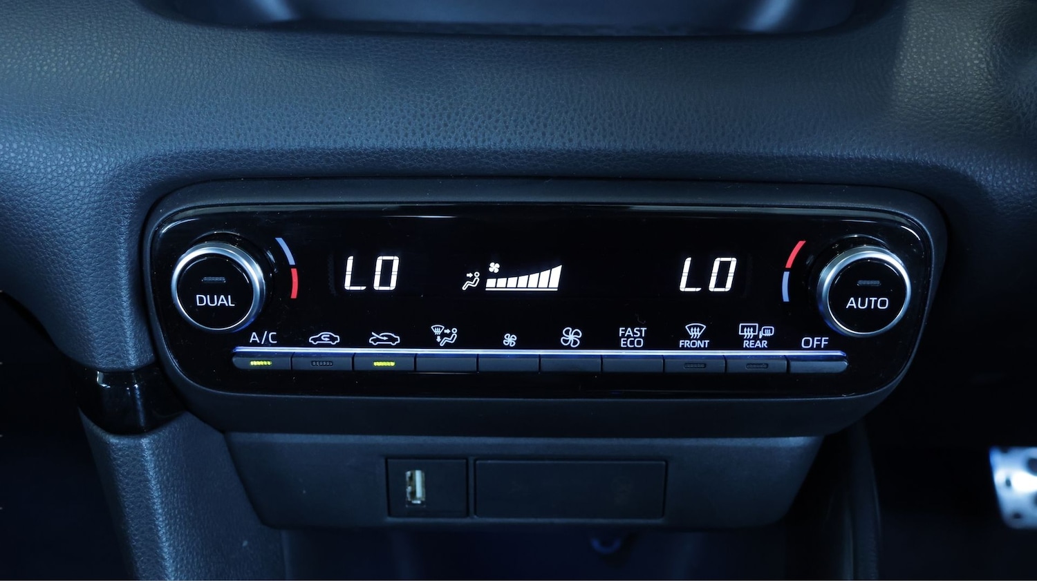 Used Toyota Yaris for sale - 77682211: Photo 12