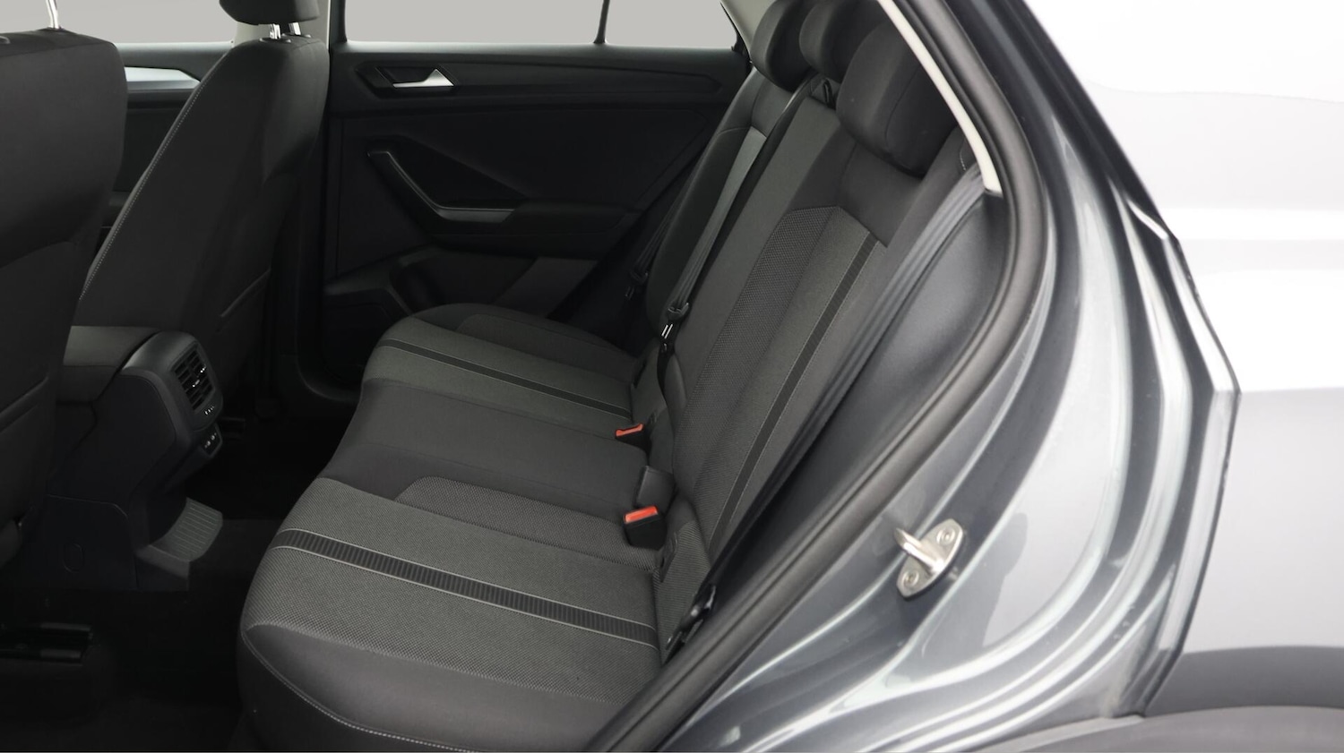 Used Volkswagen T-Roc 2022 for sale - 76380904: Photo 16