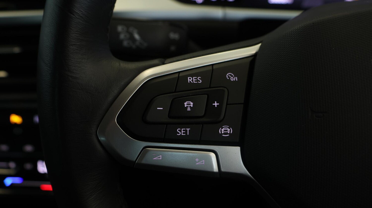 Used Volkswagen T-Roc 2022 for sale - 76380904: Photo 21