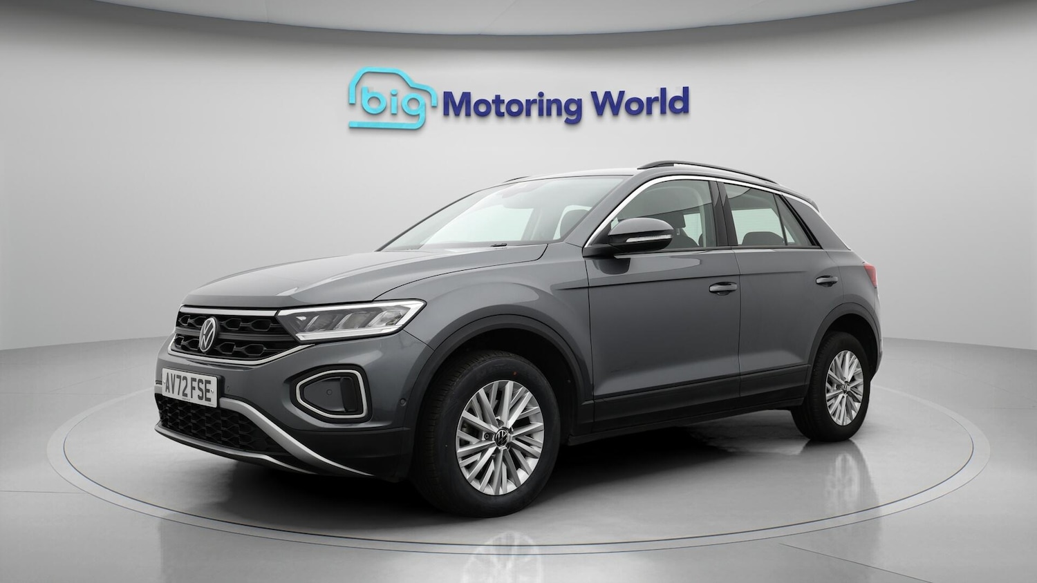 Used Volkswagen T-Roc 2022 for sale - 76380904: Photo 3