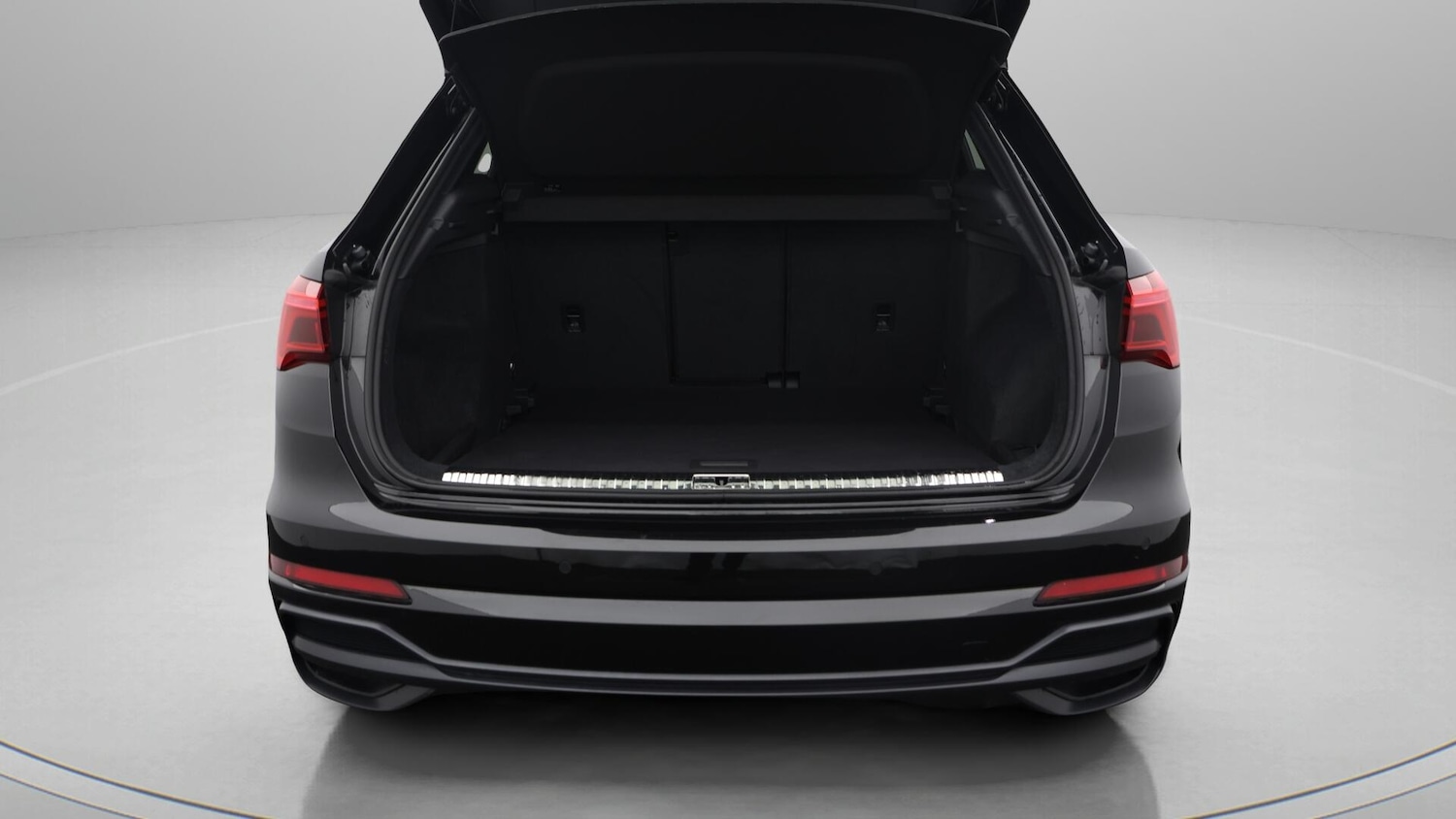 Used Audi Q3 2021 for sale - 76562460: Photo 18