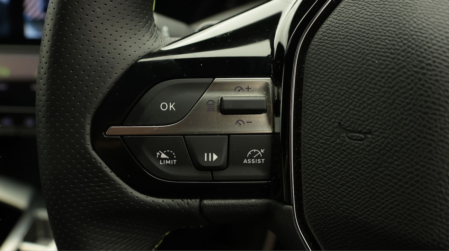 Used Peugeot 408 2024 for sale - 77749636: Photo 22