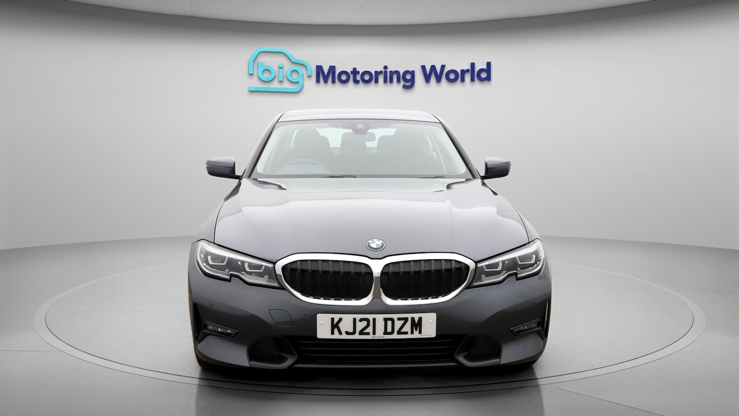 Used BMW 3 Series for sale - 77260694: Photo 2