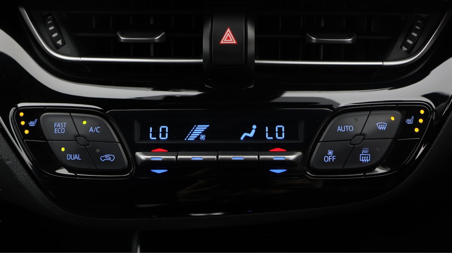 Used Toyota C-HR 2021 for sale - 77216399: Photo 12