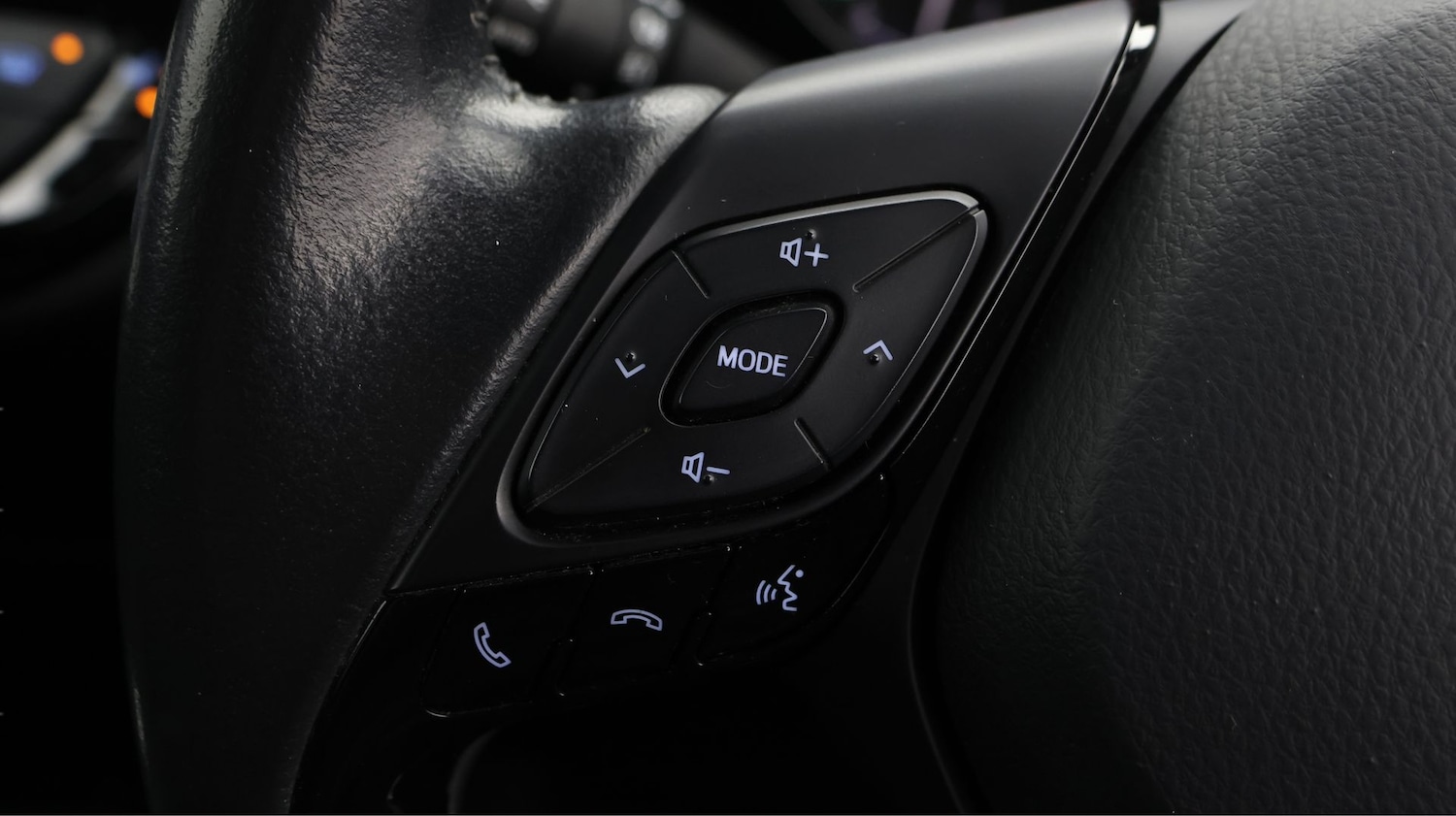 Used Toyota C-HR 2021 for sale - 77216399: Photo 21