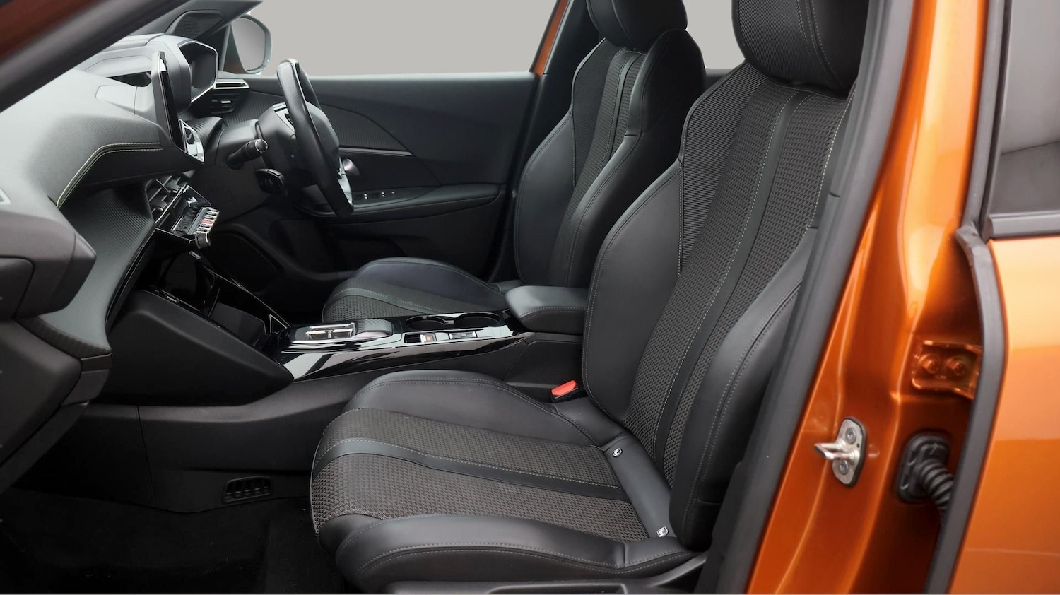 Used Peugeot 2008 2022 for sale - 77264827: Photo 14