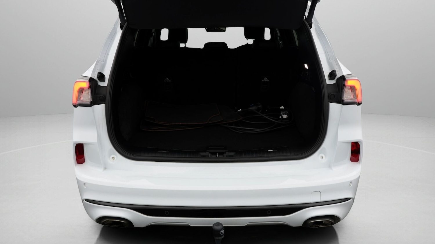 Used Ford Kuga 2023 for sale - 77654416: Photo 17