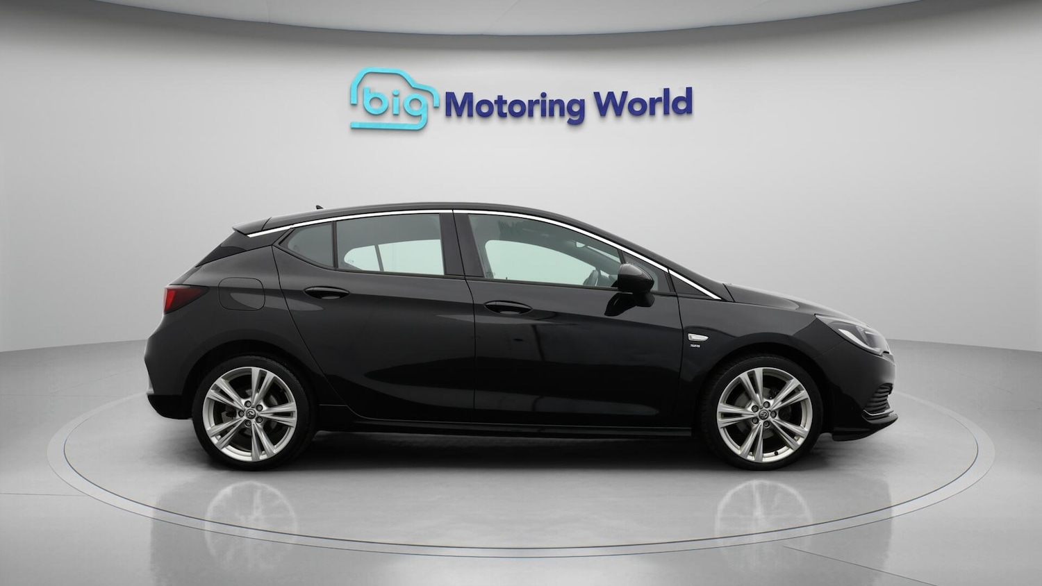 Used Vauxhall Astra 2019 for sale - 76398827: Photo 9