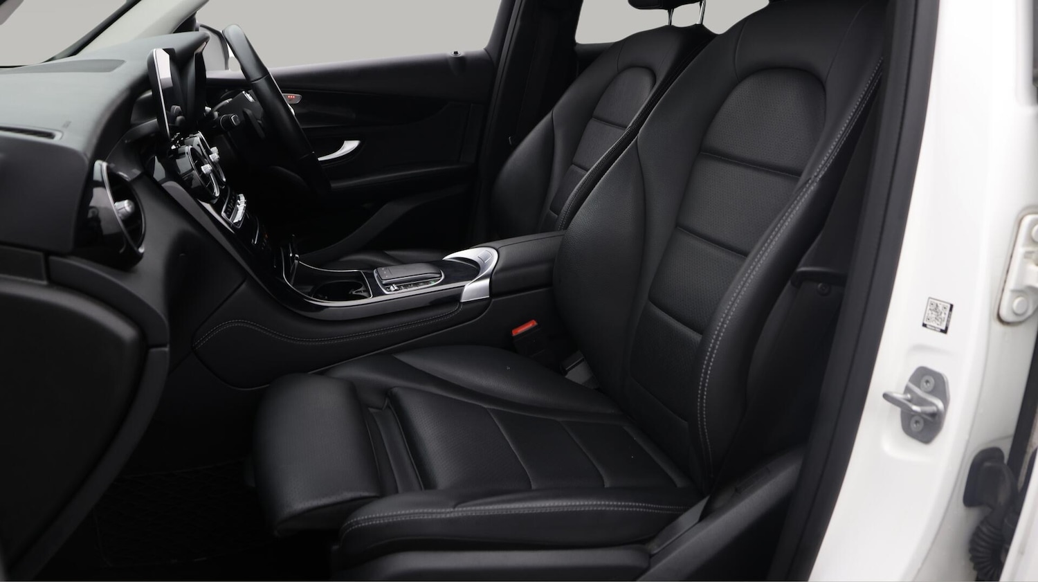 Used Mercedes-Benz GLC 2020 for sale - 76440541: Photo 15