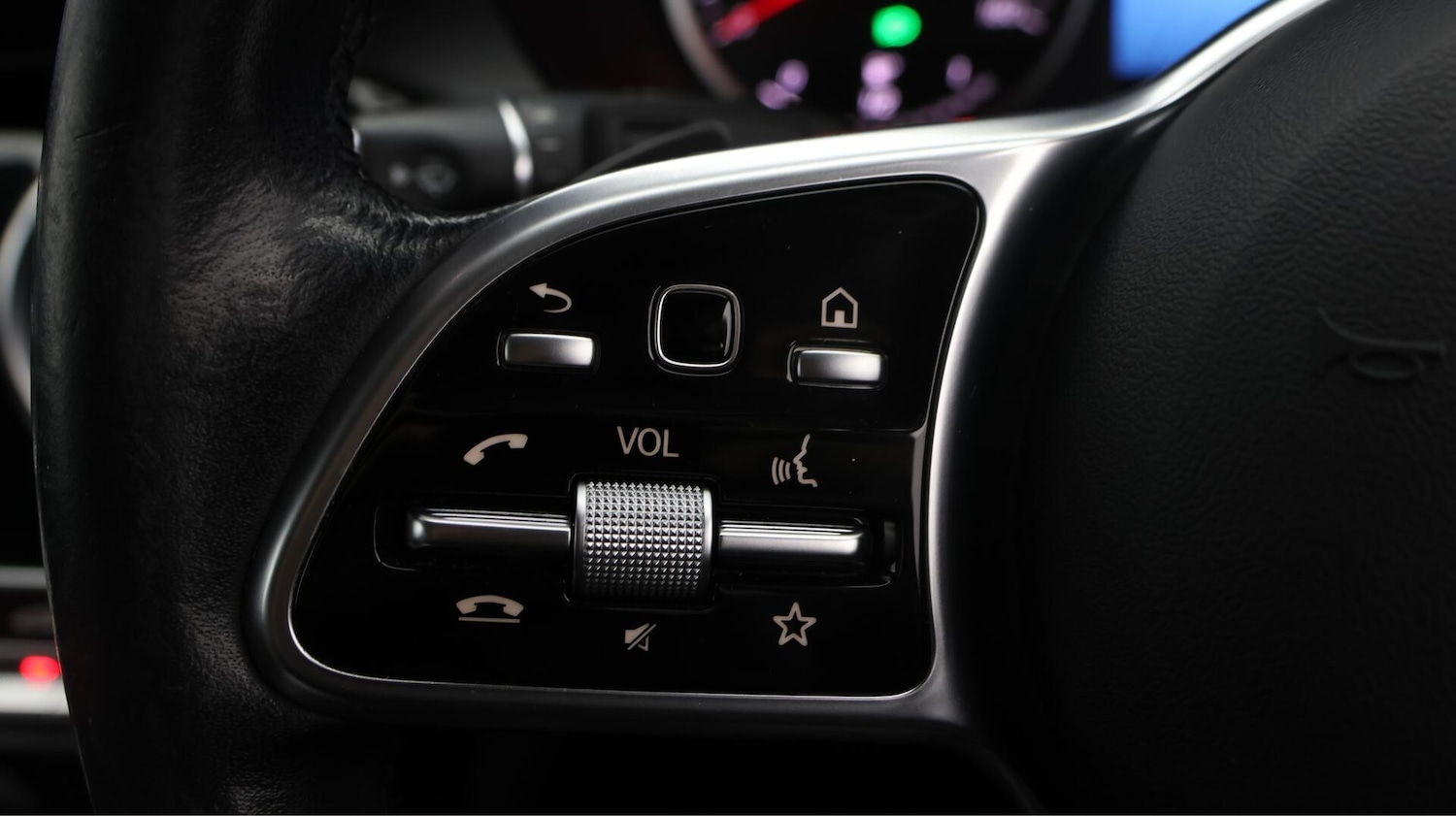 Used Mercedes-Benz GLC 2020 for sale - 76440541: Photo 25