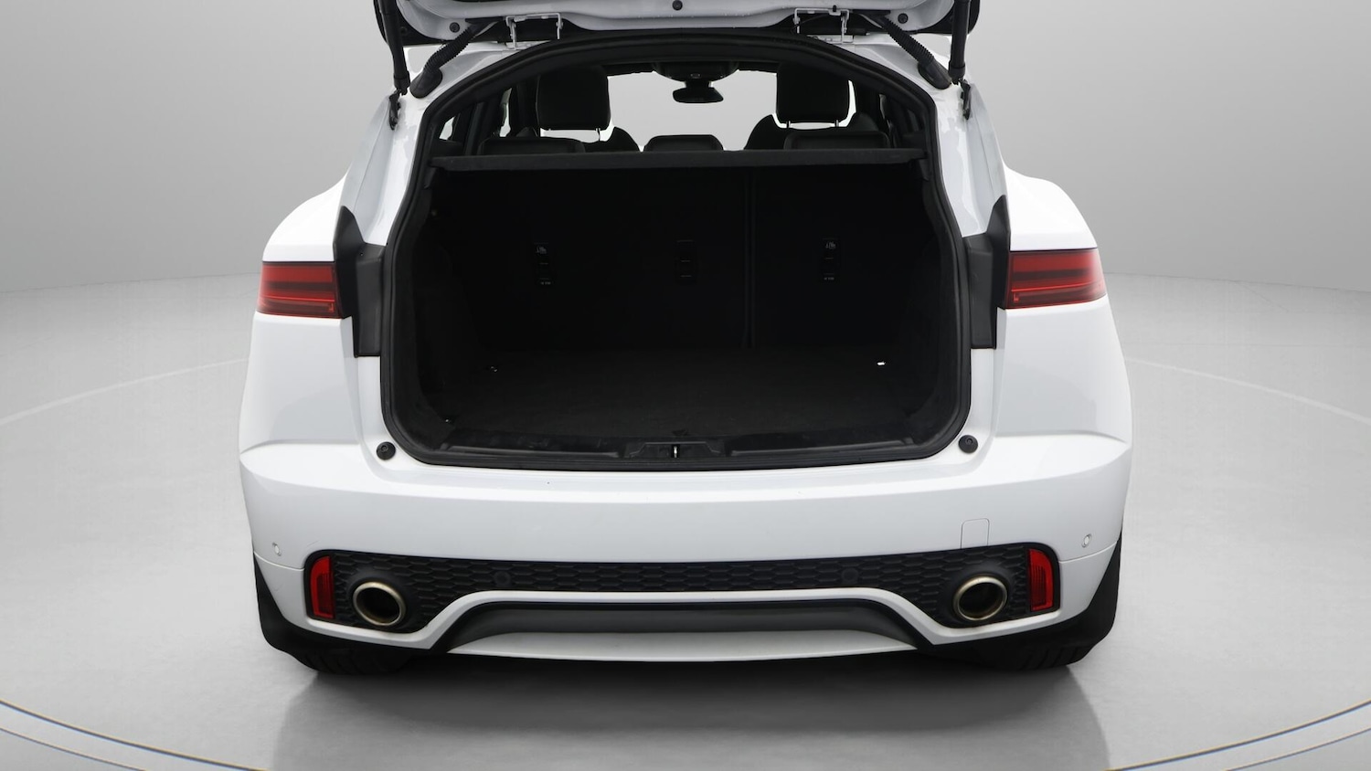 Used Jaguar E-Pace 2020 for sale - 76380827: Photo 17