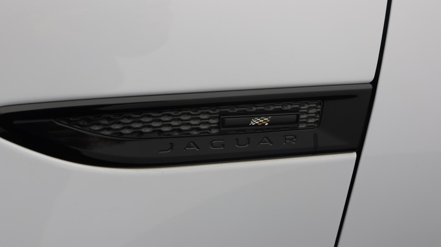 Used Jaguar E-Pace 2020 for sale - 76380827: Photo 20