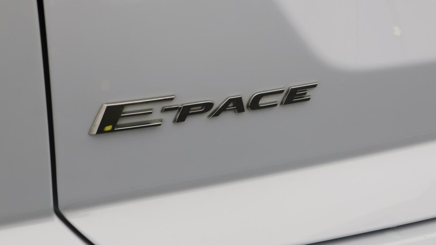 Used Jaguar E-Pace 2020 for sale - 76380827: Photo 21