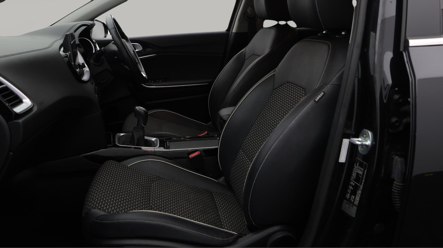 Used Kia XCeed 2022 for sale - 76513125: Photo 15