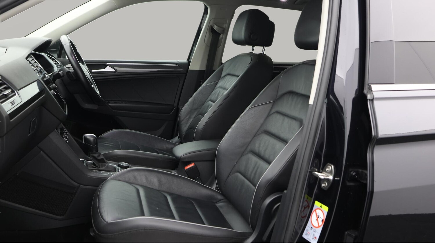 Used Volkswagen Tiguan Allspace 2021 for sale - 76735411: Photo 15